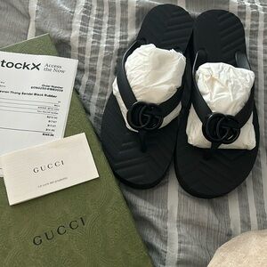Gucci flip flops